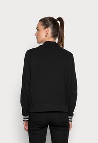 Tommy Hilfiger RELAXED MOCK - Camisola - black