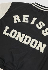 Reiss REISS ARKAN COLOUR BLOCK VARSITY BOMBER JACKET - Bomber-jakk - navy off white