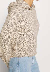 Abercrombie & Fitch Jersey con capucha - brown
