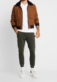 Be Edgy Tapered-Farkut - olive