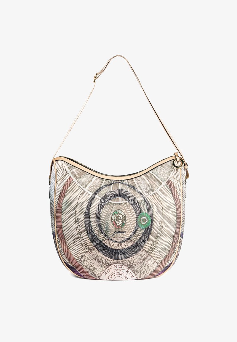 Hobo-stijl tas met een gebogen bovenkant, beige stof met concentrische cirkelpatronen, groene en rode accenten, en een ritssluiting.