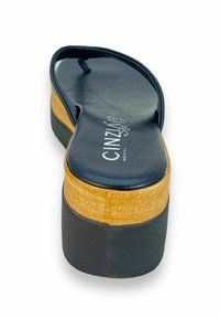 Cinzia Soft Infradito - black