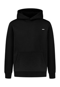 Černá mikina s kapucí a přední kapsou, s žebrovanými manžetami a lemem, na hrudi je malá nášivka. Vyrobena z měkké, strukturované tkaniny.