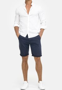 INDICODE JEANS Shorts - dark blue