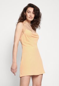 Abercrombie & Fitch COWL NECK SLIP - Vestido de cocktail / Vestido de festa - red
