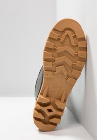 Pier One Bottes en caoutchouc - green