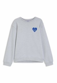 Grijze sweatshirt met lange mouwen, ronde hals en een blauw hartvormig logo met de letters "HGO" erin. Zacht, gestructureerd stof.