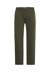 Unselected, forest night