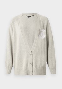 Cardigan en maille gris clair avec trois boutons et poignets, ourlet et encolure côtelés, avec un petit logo blanc sur la poitrine gauche.