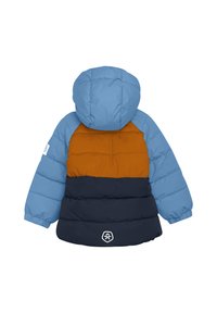 Puffjacka med huva, i ljusblå, orange och marinblå färg med horisontellt quiltade sektioner. Visar en liten logotyp nära botten.