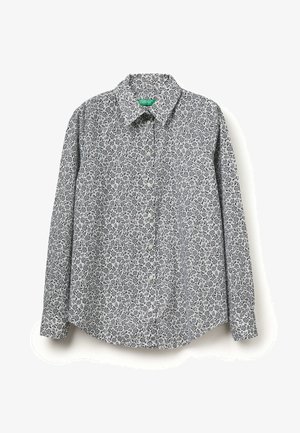 Košile na zapínání na knoflíky z lehké látky, s tmavě modrým květinovým vzorem na světle šedém pozadí, s klasickým límečkem a dlouhými rukávy.