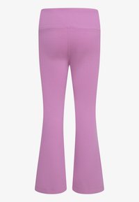 Nike Sportswear FLARE  - Donji dijelovi trenirke - magic flamingo
