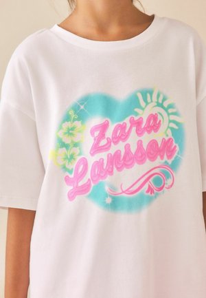 Next, T-Shirt print - white