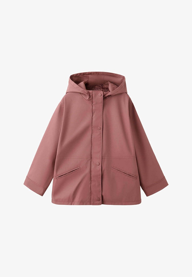 Veste à capuche rose poudrée avec boutons-pression à l'avant et deux poches fendues à l'avant, présentée sur fond blanc.