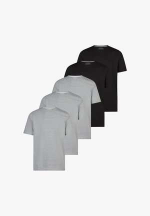 Fem ensfarvede T-shirts med korte ærmer og rund hals i grå og sort, lagt overlappende i en trappestillet lodret række.