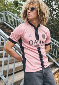 Nike Performance - PARIS ST GERMAIN NIKE DF JERSEY SHORT SLEEVES STADIUM THIRD - Maillot de foot - rust pink/black Image miniature 1