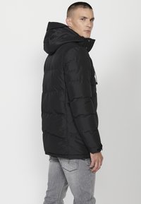Koroshi PADDED - Winterjas - black