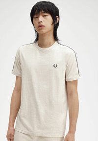 Fred Perry Camiseta estampada - gacha jaspeado