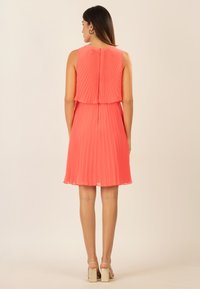 Apart Freizeitkleid - koralle