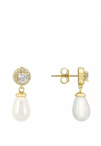Pendientes en tono dorado con un engaste redondo adornado con diamantes, con una perla blanca en forma de lágrima colgando por debajo.