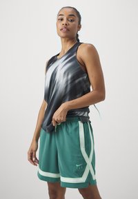 Nike Performance FLY CROSSOVER SHORT - Korte broeken - bicoastal/vapor green