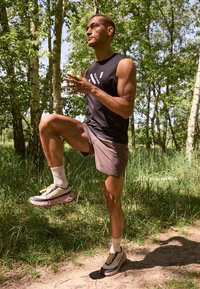 NNormal RACE UNISEX czarny