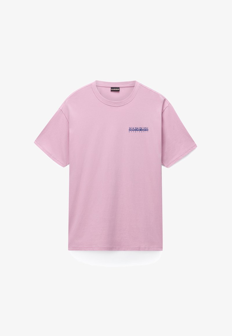 Hellviolettes kurzärmeliges Baumwoll-T-Shirt mit kleinem dunkelblauem "NAPAPIJRI geographic" Logo auf der linken Brust.