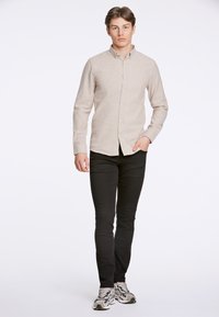 Junk De Luxe BRUSHED - Camisa - sand