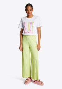 Rich & Royal Pantaloni - mohito lime