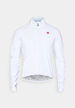 Weiße Radsportjacke mit hohem Kragen, durchgehendem Reißverschluss und reflektierendem roten Logo. Sie hat lange Ärmel und elastische Bündchen.