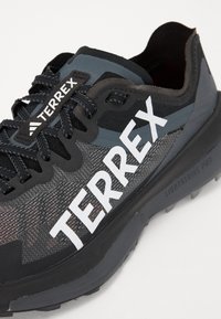 Adidas Terrex AGRAVIC SPEED TRAIL - Scarpe da trail running - core black/dash grey/grey four