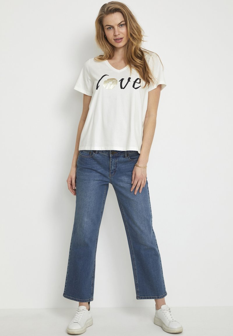 Damen T-Shirts | Culture CUGITH V-NECK T-Shirt print spring gardenia/offwhite - IV44001 Damen T-Shirts | Culture CUGITH V-NECK T-Shirt print spring gardenia/offwhite - IV44001