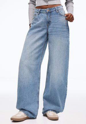 Bershka, HIGH-WAIST BARREL JEANS - Wide Leg - light blue