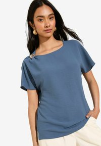 Non selezionato, blue