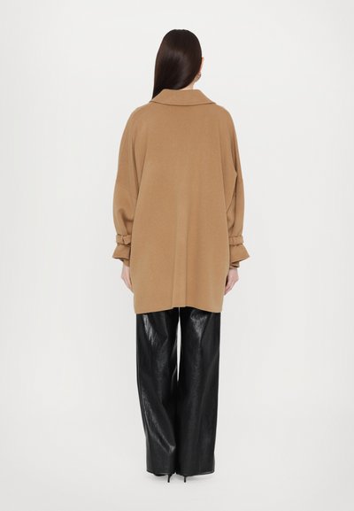 WEEKEND MaxMara ONCIA - Halflange jas - camel