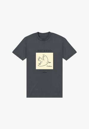 Mørkegrå T-shirt med en minimalistisk due-tegning i Picassostil, der holder en olivengren, og teksten: "PICASSO" og "FREDSDUEN 1949 A.P.O.H".