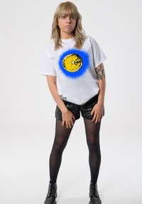 Paradiso Clothing THE STONE ROSES BLUE LEMON - Print T-shirt - white