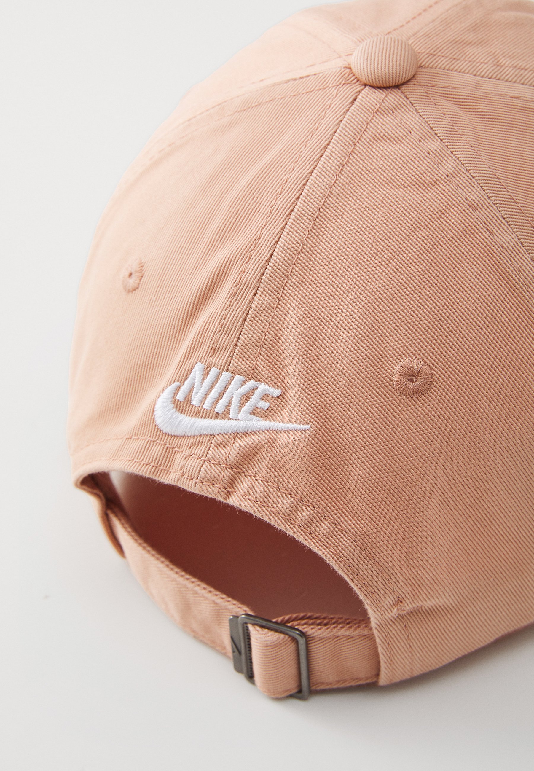 peach nike hat