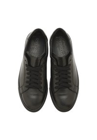 RYŁKO Zapatillas - black