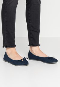 s.Oliver Ballerine - dark blue