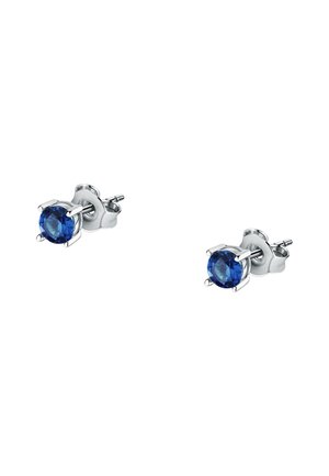 Orecchini a baguette in argento con una pietra blu rotonda, montata in un design a quattro griffe. Finitura metallica liscia con una texture lucida.