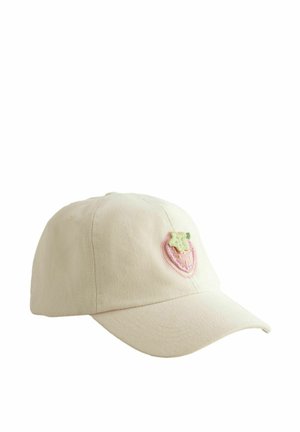 Hellrosa Baseballkappe aus Baumwolle mit gesticktem Erdbeerdesign auf der Vorderseite. Verfügt über einen gebogenen Schirm und einen verstellbaren Riemen auf der Rückseite.