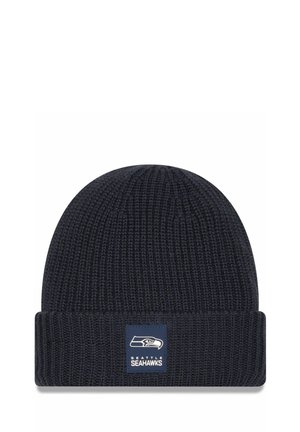 Marinefarbener Strickmütze mit Rippenmuster und umgeschlagenem Saum, auf der Vorderseite mit einem quadratischen Logo-Patch der Seattle Seahawks.