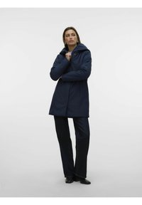 Vero Moda VMSOFTSHELLDONA WRP GA BOO - Kratek plašč - navy blazer