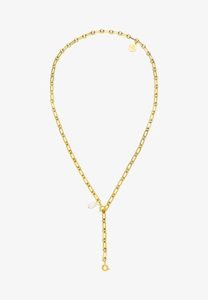 Collier chaîne en or avec maillons rectangulaires, orné d'un petit pendentif perle blanche et d'une médaille ronde en or près du fermoir.