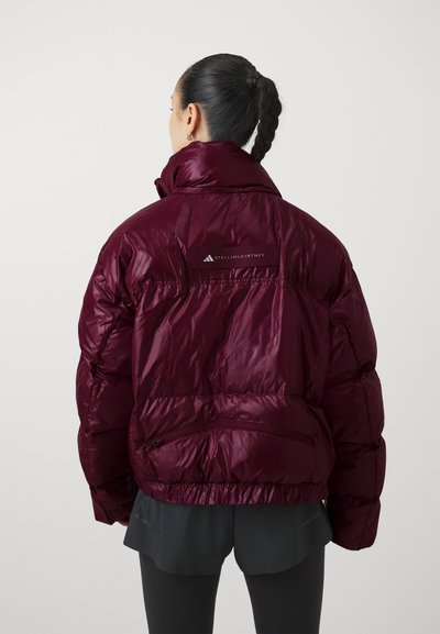 adidas by Stella McCartney TRUENATURE SHORT PADDED WINTER - Giacca invernale - shadow red