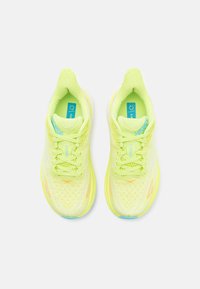 HOKA CLIFTON 9 - Sneakers basse - lettuce/solar flare