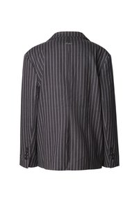 Kullfarget stripet blazer med spaltekrage, skreddersydd passform, enkelt baksplit, og mansjetter med tre knapper. Laget av lett stoff.