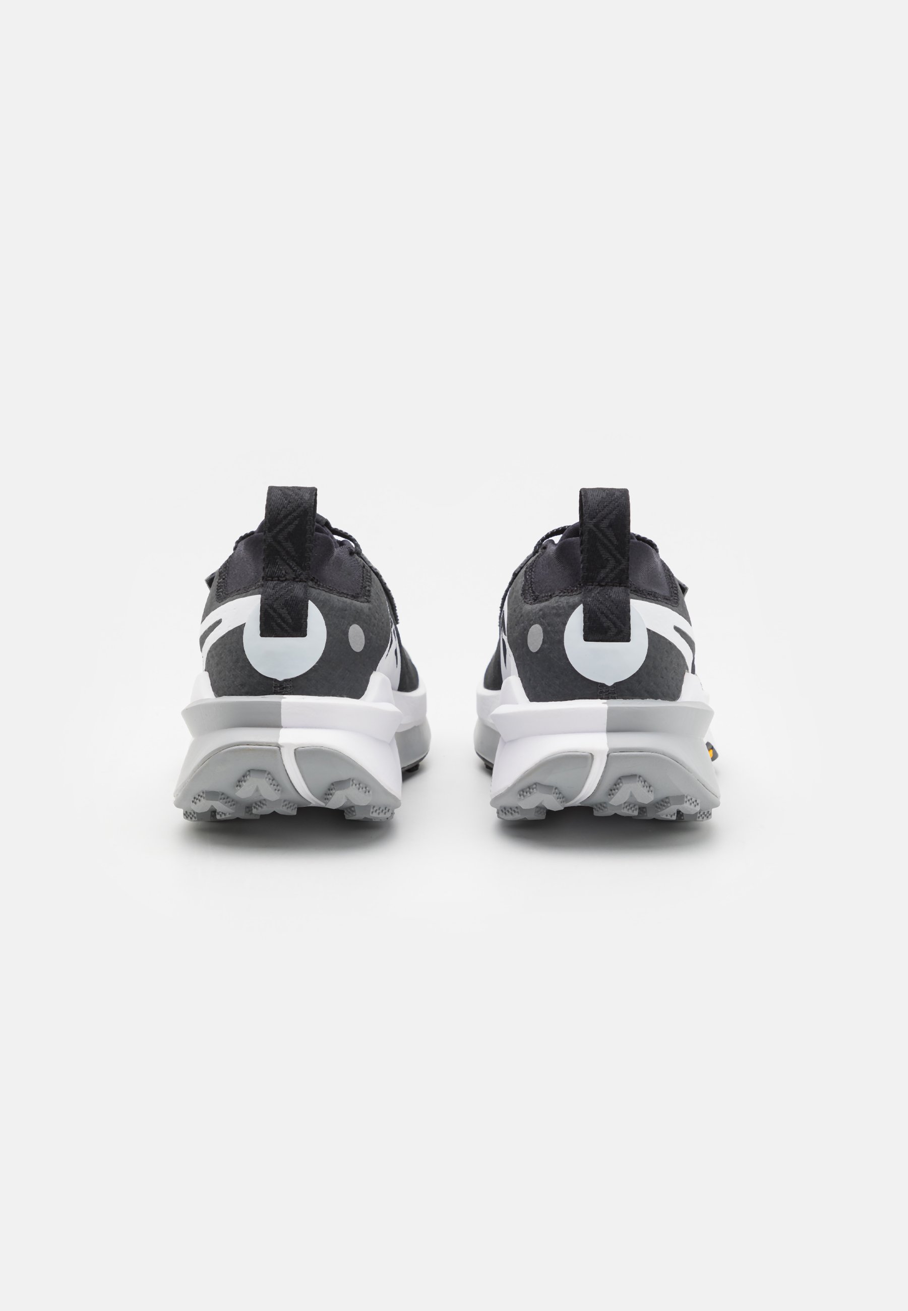 TN324 ブラック マゼンタ Nike Performance ZEGAMA TRAIL 2 - Pantofi alergare trail - black