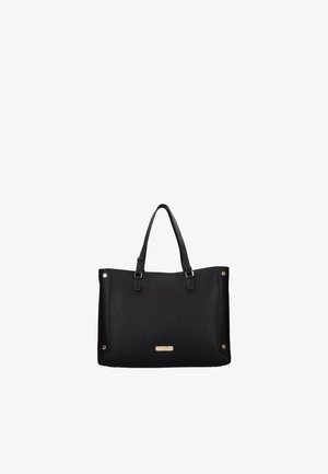 Borsa tote in pelle nera con doppi manici e accessori argento su sfondo bianco.